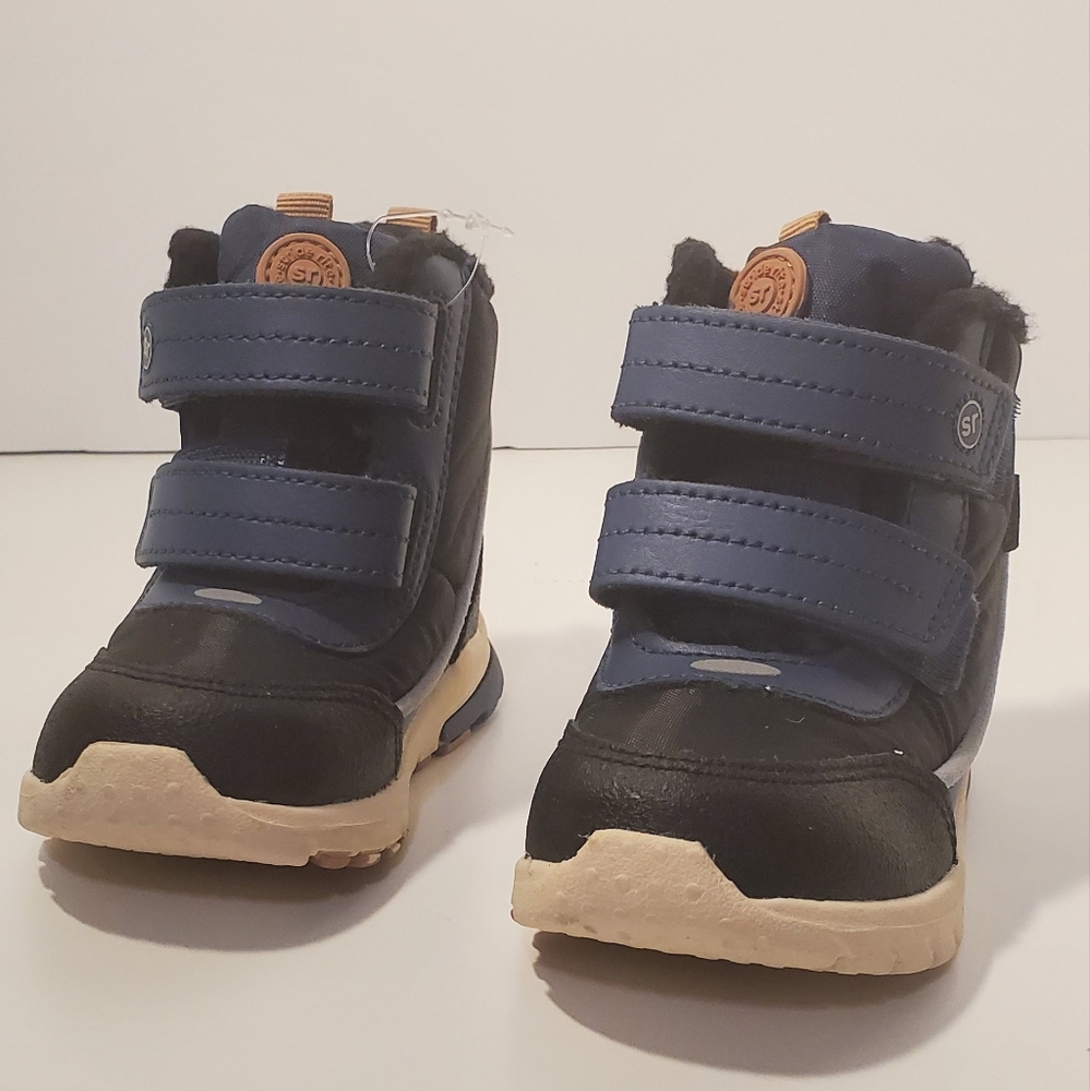 Stride Rite Made2Play Toddler Boots size 5w